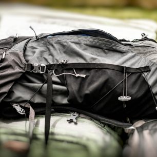 BERGANS W HELIUM 40 L - přední vstup jsem mnohokrát ocenila a hojně využívala