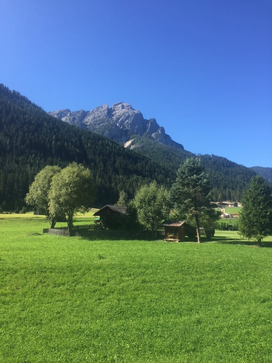 Horské scenerie italských Dolomit.