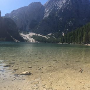 Koupání v jezeře Misurina osvěží