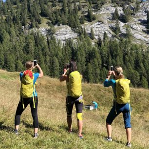 Horské scenerie italských Dolomit. Salewa Alpine Academy.