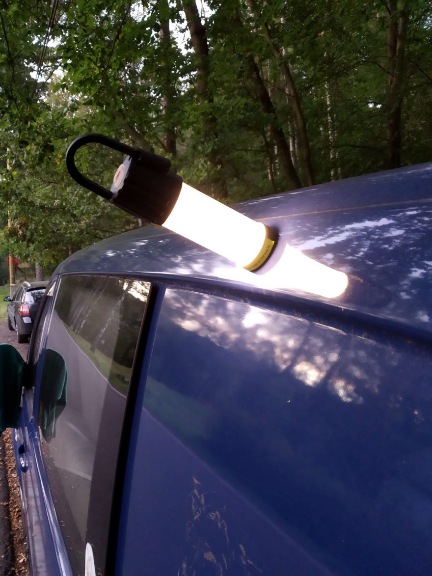 Šikovný magnetický držák - LEDLENSER ML6 CONNECT WARM LIGHT