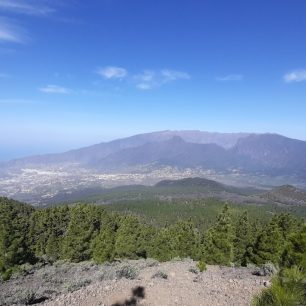 Kaldera Taburiente ze Stezky vulkánů - Ruta de los Volcanes. La Palma, Kanárské ostrovy