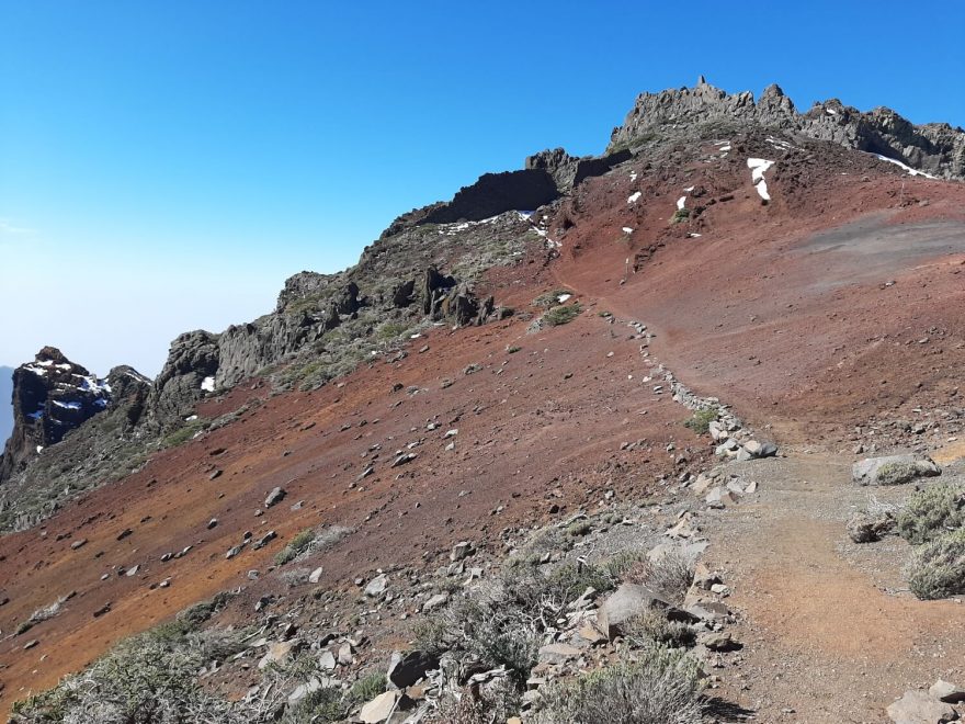 Stezka po hraně kaldery Taburiente, GR 131 El Bastón, La Palma, Kanárské ostrovy