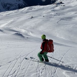 Na neporušeném svahu na G3 SLAYr 114