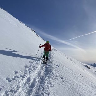 Traverz svahy předvrcholu Pischahornu