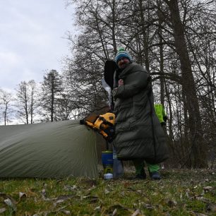 Spacák Warmpeace Quilt 300 během dvoudenního splouvání Jizery