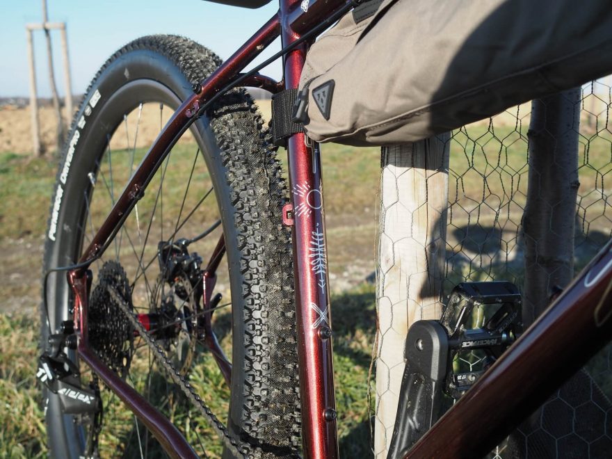 Polepy Salsy Fargo jsou vyvedeny v mexickém stylu.