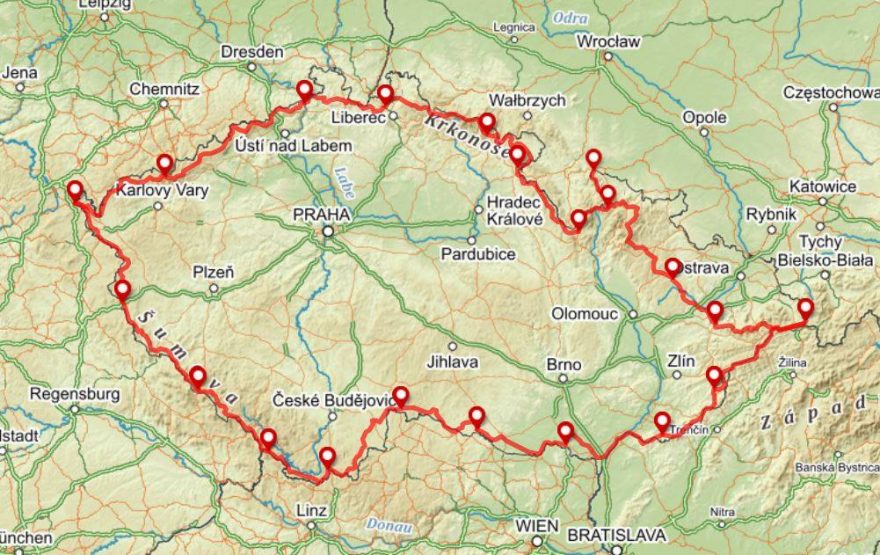 Stezka Českem: 2000 km dlouhý a první oficiální přechod Česka kolem dokola.