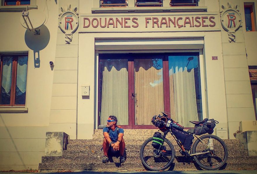 Pavel Kadlíček cestuje nejraději sám.