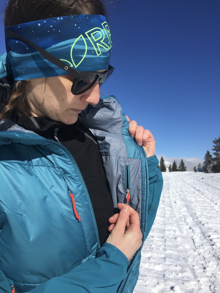 Vnitřní kapsa bundy SALEWA ORTLES HYBRID na zip je praktická třeba na mobil