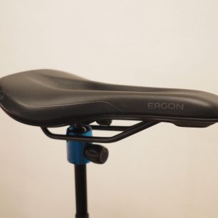 Ladné tvary sedla Ergon SMC Core Men nejsou jen estetickou záležitostí, jsou definovány zejména ergonomickými požadavky jezdce.