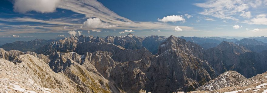 Výhledy na Julské Alpy z vrcholu Mangartu.