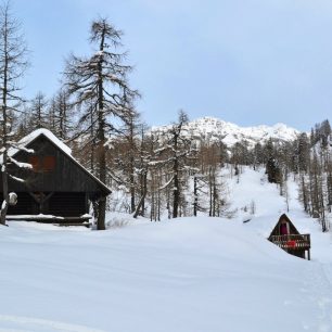 Zimska soba (winterraum) u chaty Koča pri Triglavskih jezerih je přístupný bez klíče, Dolina Triglavských jezer, Julské Alpy