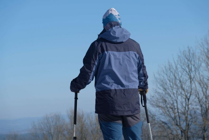 Barevná kombinace není nikterak výrazná a umožňuje nošení bundy i při nesportovních příležitostech