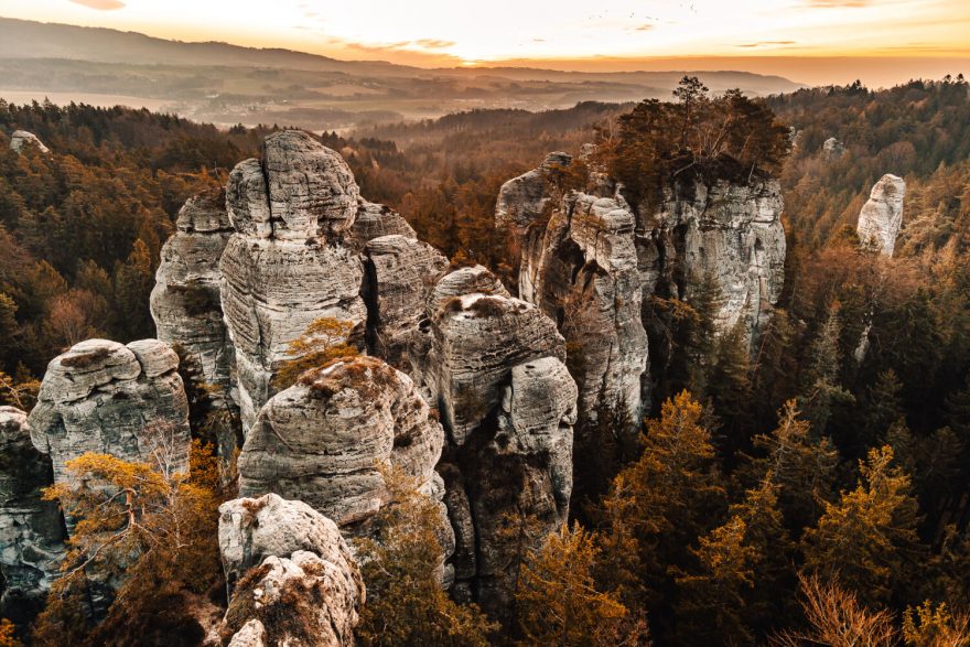 Hruboskalsko - krajina pískovcových skalních věží, Český ráj.