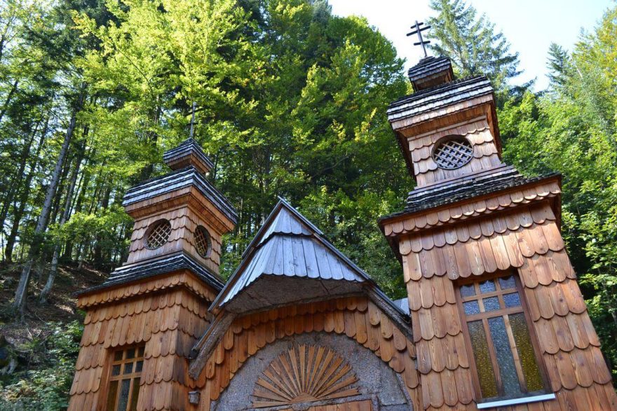 Ruska Kapelica cestou do sedla Vršič, Julské Alpy