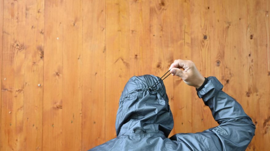 Zadní stahování kapuce a poutko - Faramugo PERAK