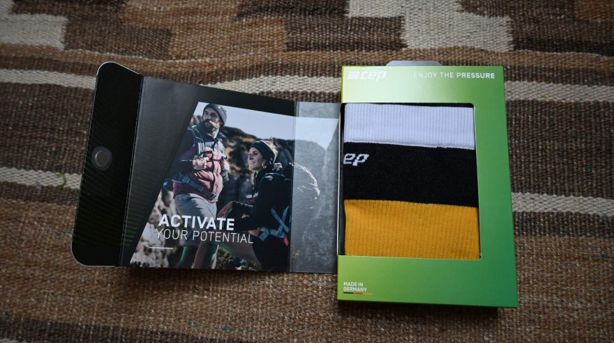 Obsah balení KOMPRESNÍCH PODKOLENEK LIGHT MERINO