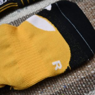 Označení R a L na kompresních podkolenkách CEP