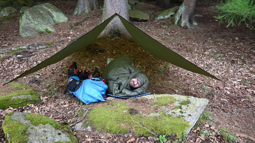 WARMPEACE SHELTER TARP v akci