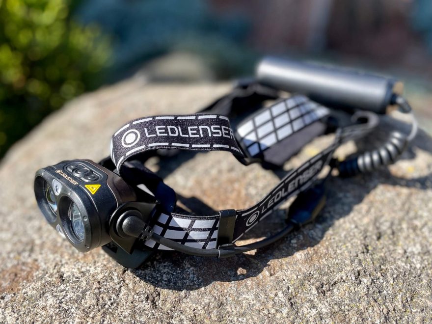 Čelovka Ledlenser H19R Signature disponuje dvěma hlavními LED diodami.