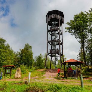 Rozhledna na Markoušovickém hřebeni