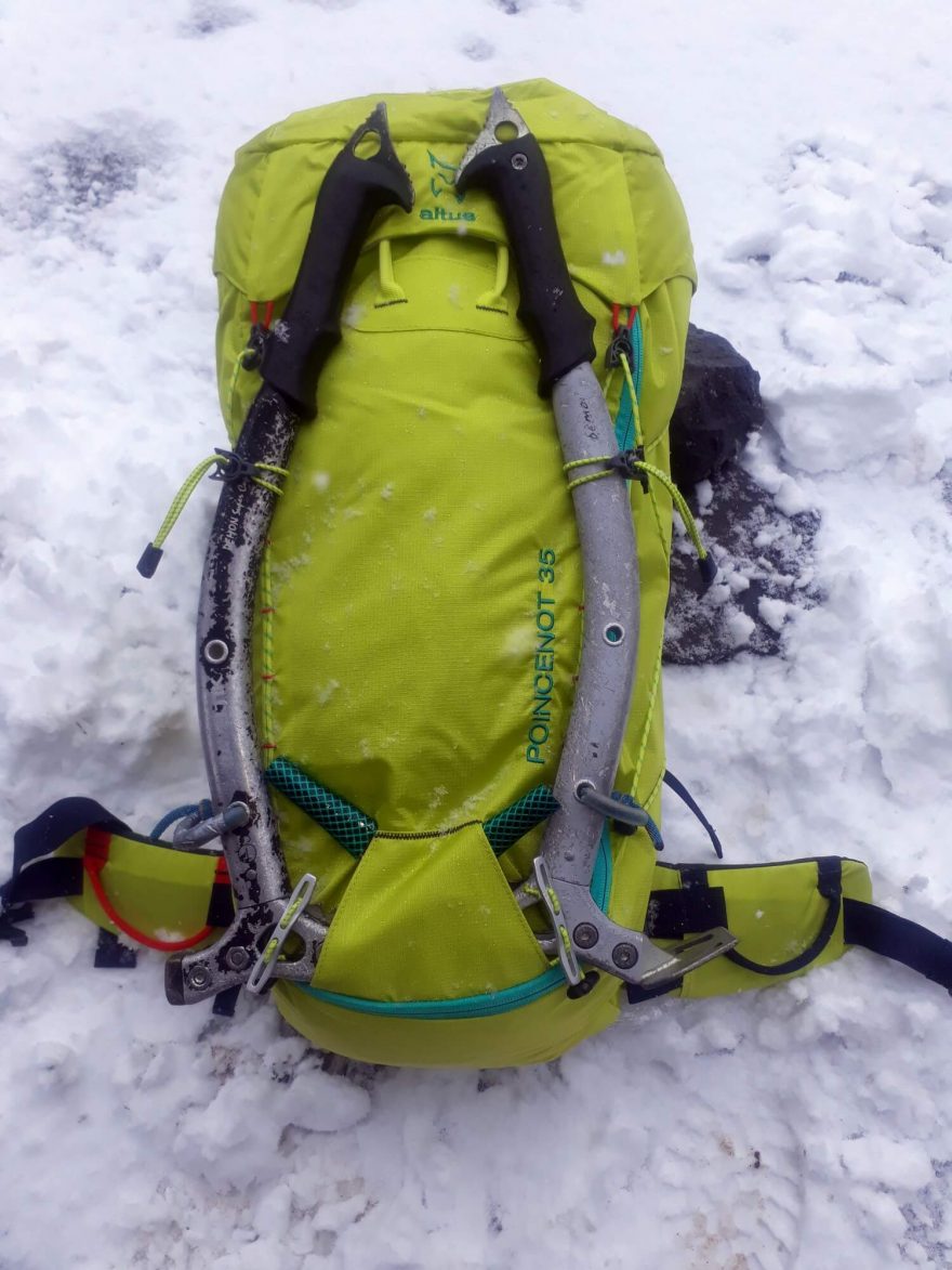 Altus Poincenot - uchycení cepínů