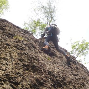 Nejtěžší varianta (D) feraty Vodní brána u Semil.