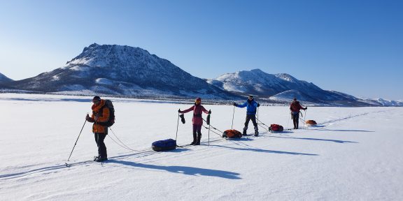Zimní přechod mrazivé Kamčatky
