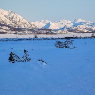Cílem bylo přejít na lyžích z vesnice Palana až k Tichému oceánu.