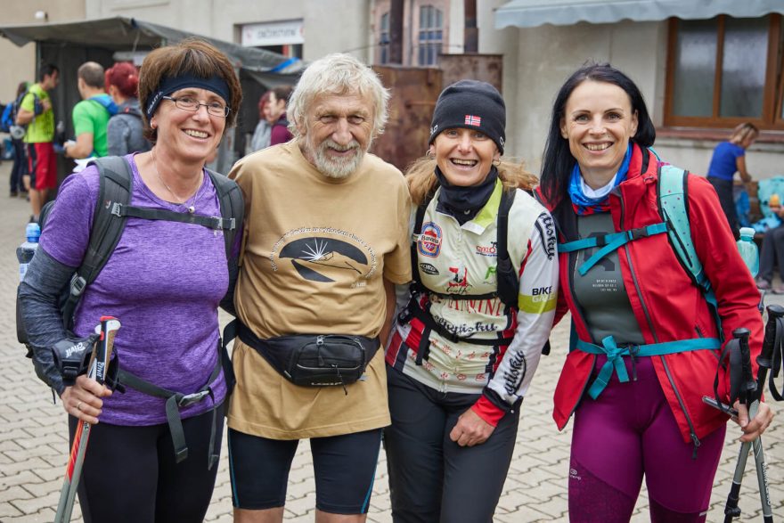 45. ročník Nočního výstupu na Sněžku za východem slunce