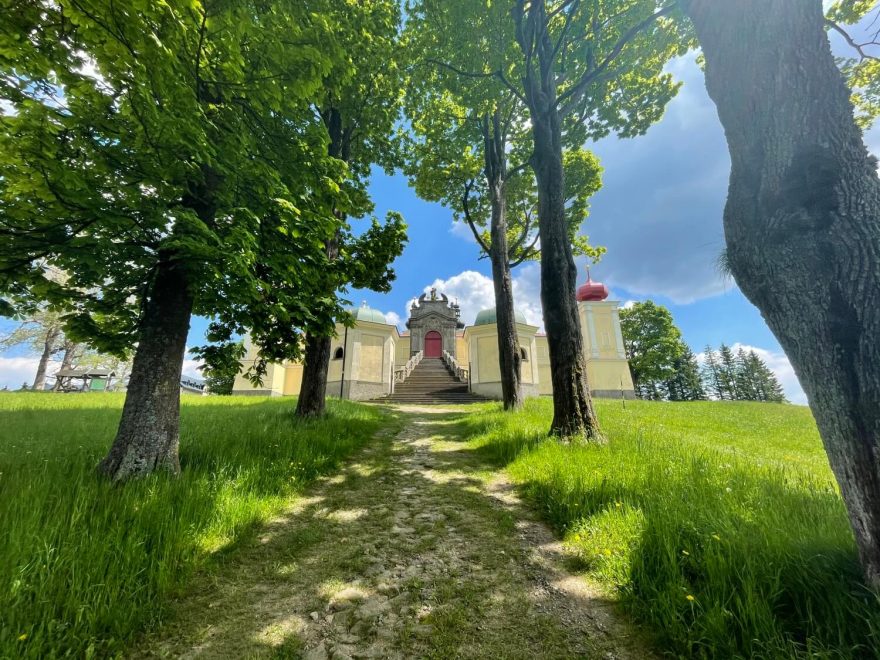 Den 15 - Hedeč - poutní místo u Králíků. Přeběh Severní stezky podél severní hranice ČR