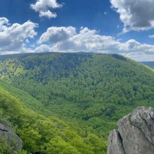 Den 9 - Ořešník, Jizerské hory. Přeběh Severní stezky podél severní hranice ČR