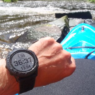 Měření aktivity při pádlování na divoké vodě - Fenix 6X PRO