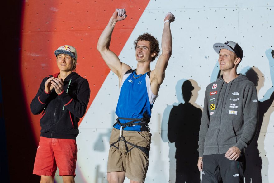 Adam Ondra na světovém šampionátu v Chamonix. Foto Lukas Biba