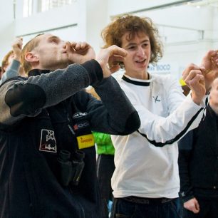 Prohlídka cesty T. Mrázek, A. Ondra během SP 2010 v Brně