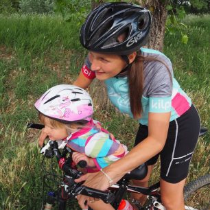 Děti si během jízdy mohou osvojovat pohyby, jako by samy jely na kole.