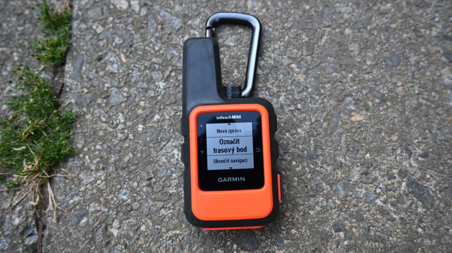 Trasový bod je možno označit, přidat k němu symbol a dokonce ho i pojmenovat - Garmin inReach Mini
