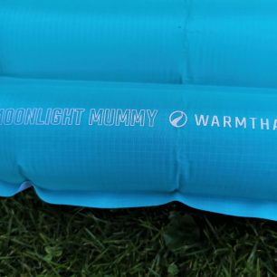 Karimatka Zulu Moonlight mummy má izolaci Warmthal.