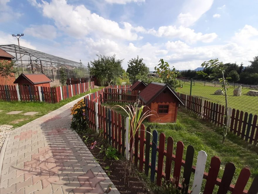 Farma Wenet, zookoutek, Broumov