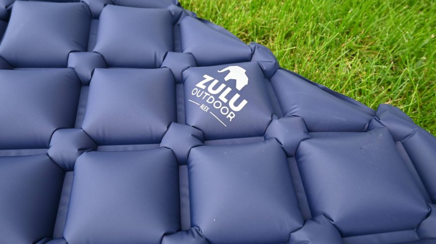 Detail komor karimatky ZULU Alex