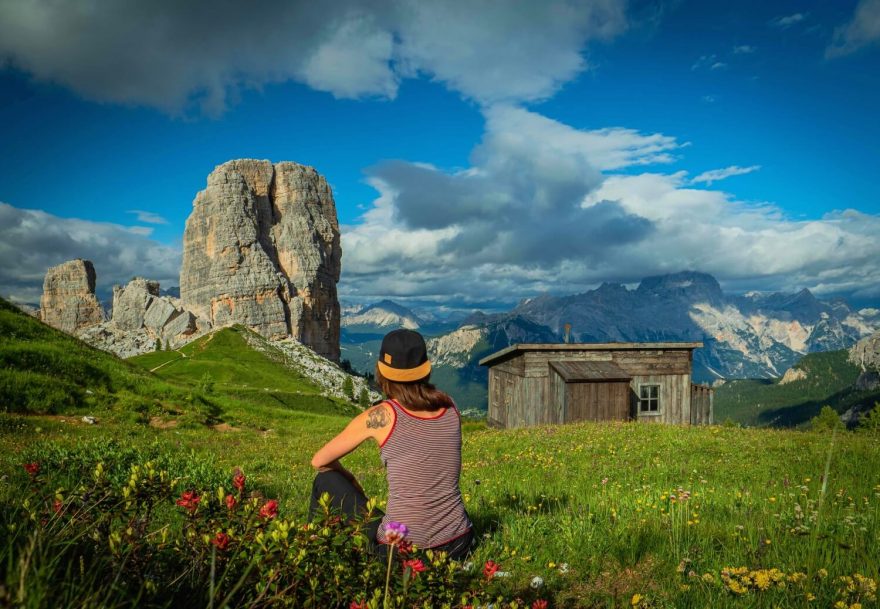 Oblast skalních věží Cinque Torri je ikonou celých Dolomit, italské Alpy. Foto Michaela Hrdá