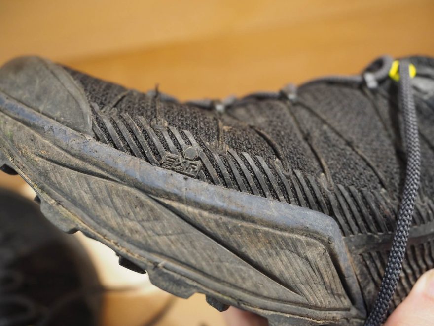 Detail systému EXA Shell bot Salewa Dropline GTX.