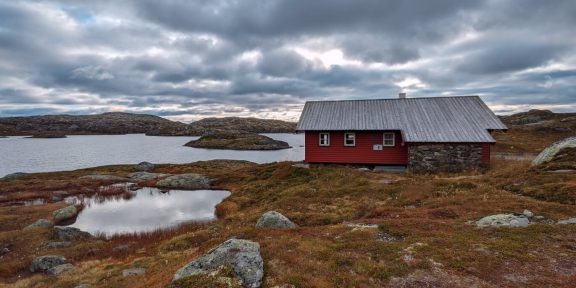 Trek jižním Norskem k majestátnímu Lysefjordu