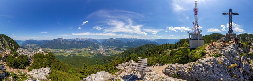Kruhový rozhled z vrcholu Katrin, Solná komora, rakouské Alpy