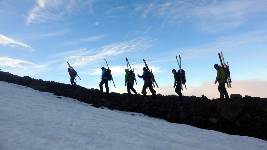 S BC lyžemi na nejvyšší horu Islandu - Hvannadalshnúkur (2110 m)