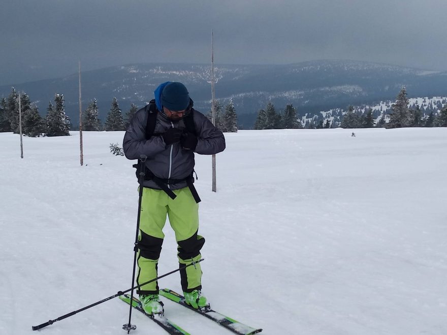 Kalhoty Faramugo Buuraha na krkonošských hřebenech