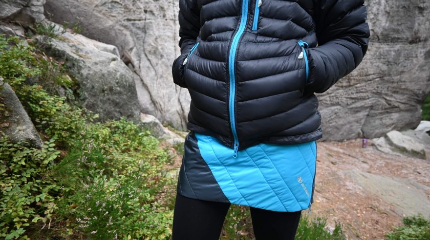 Sukně SIR JOSEPH VERTIN II v ideální kombinaci s péřovkou