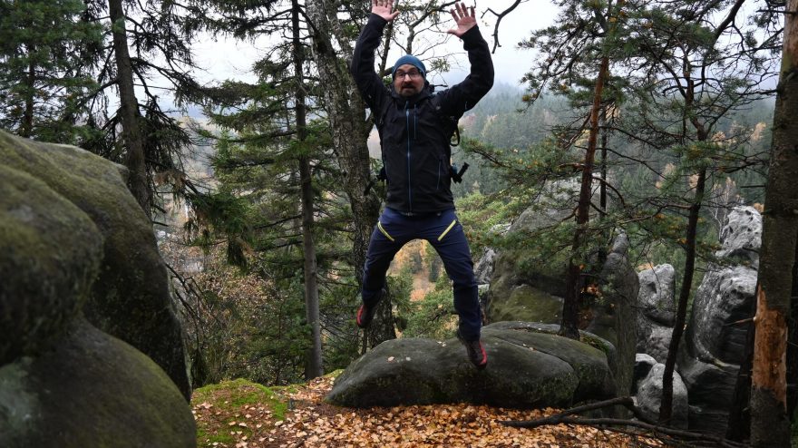 Bunda DIRECT ALPINE ICON je elastická, což je skvělé