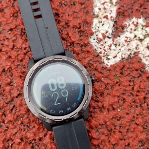 Měření přesnosti GPS hodinek NICEBOY X-FIT COACH GPS na atletickém okruhu